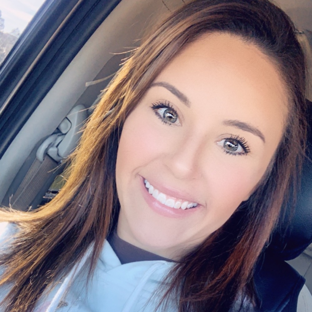 Meet your Posher, Alyssa